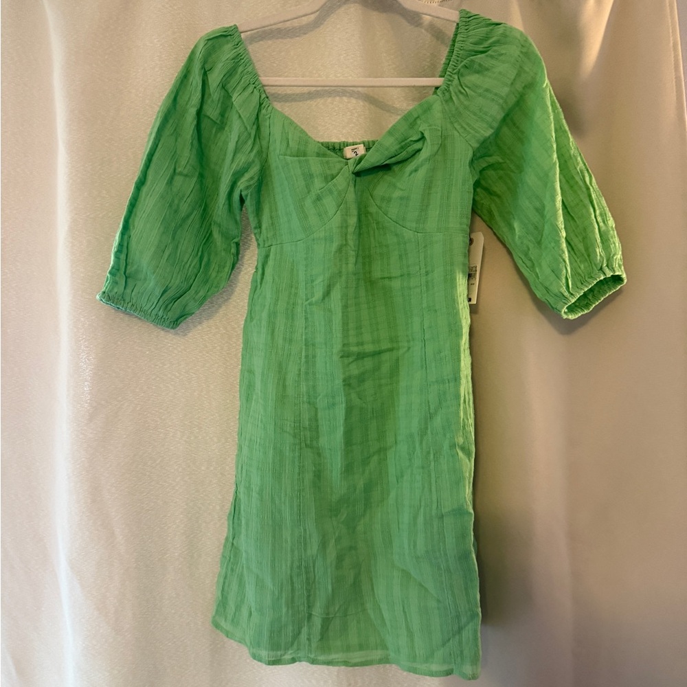 NWT Billanong Green Puff Sleeve Dress